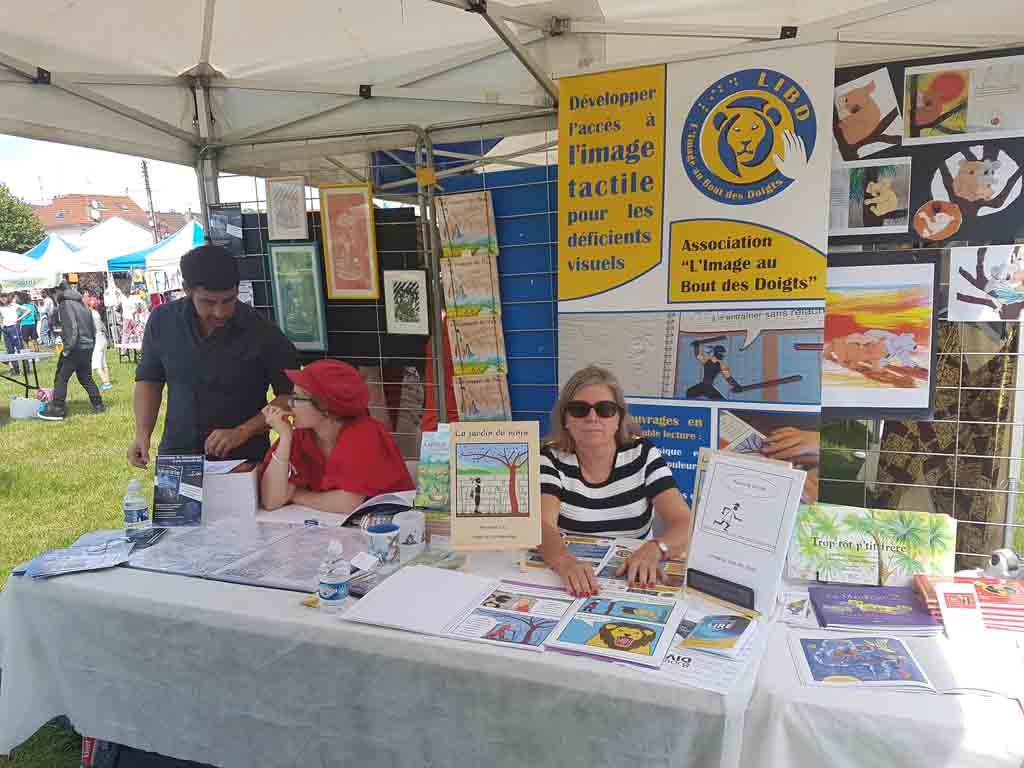 image du stand LIBD "journée de la diversité" la ville du bois 2018