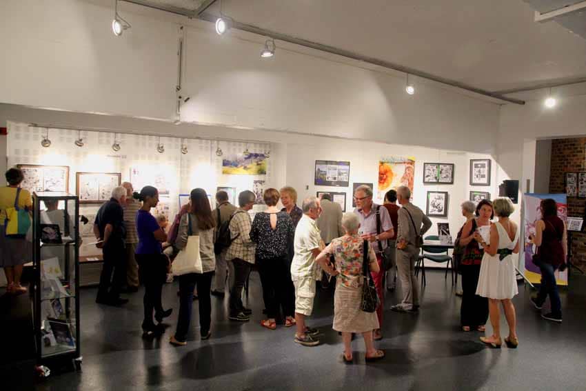 photo générale vernissage toto moko